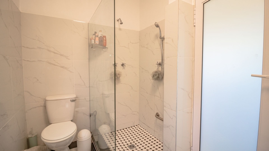 5 Bedroom Property for Sale in Vincent Eastern Cape